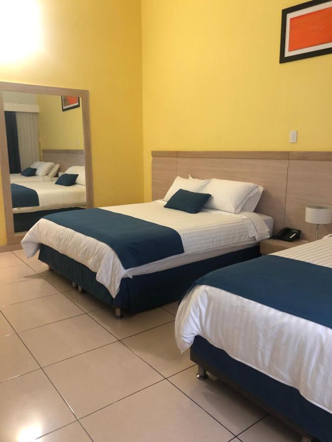 Hostel Paradise St Санта Марта Екстериор снимка