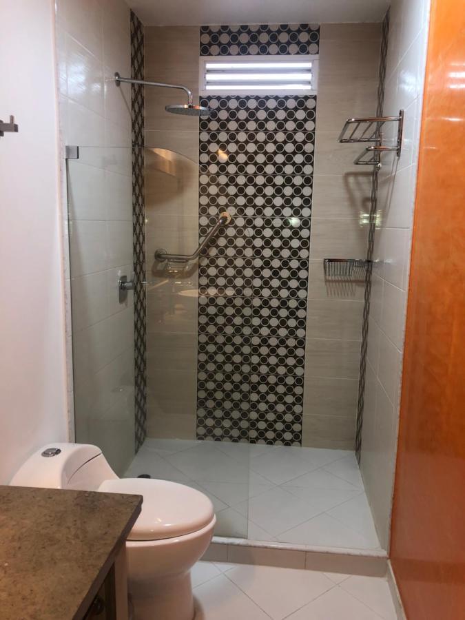 Hostel Paradise St Санта Марта Екстериор снимка