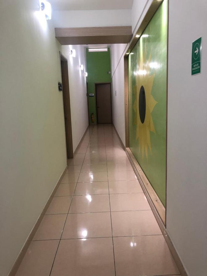 Hostel Paradise St Санта Марта Екстериор снимка