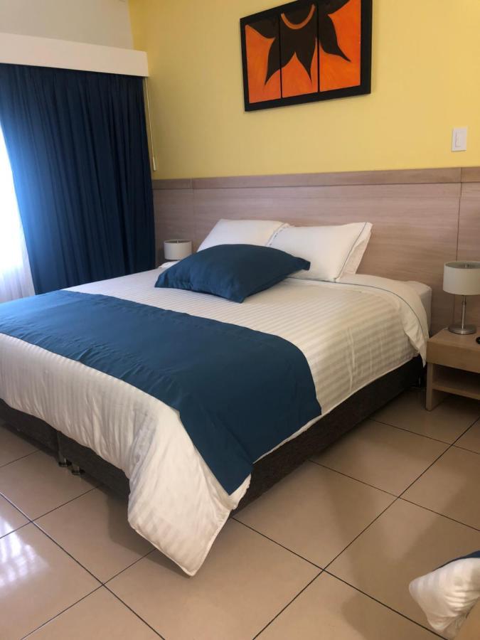Hostel Paradise St Санта Марта Екстериор снимка