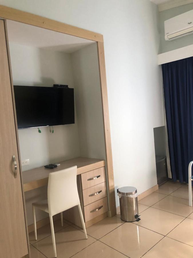Hostel Paradise St Санта Марта Екстериор снимка