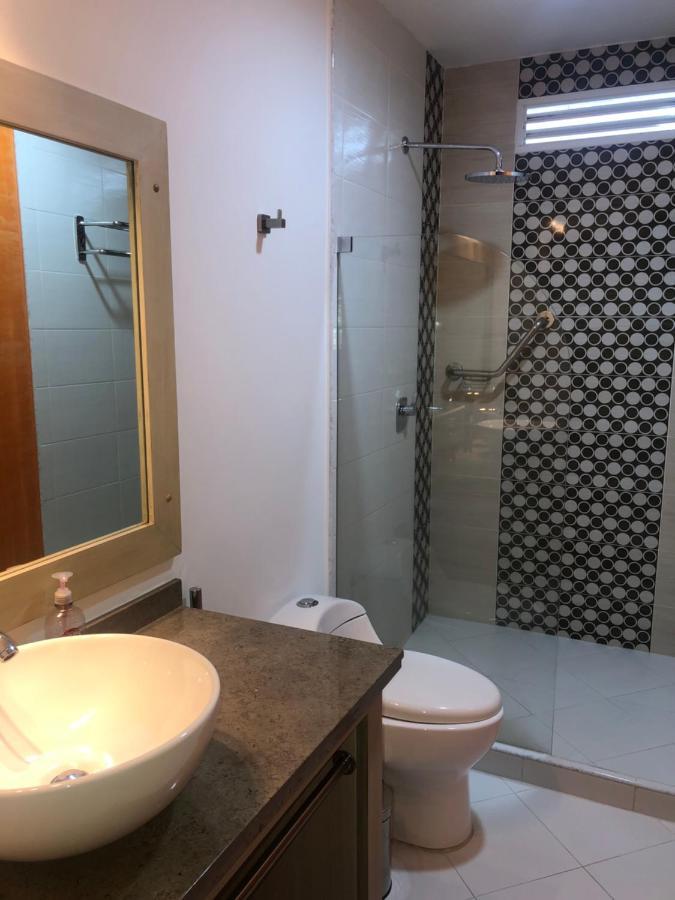Hostel Paradise St Санта Марта Екстериор снимка