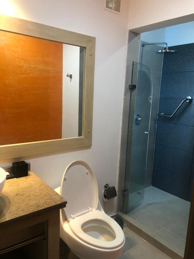Hostel Paradise St Санта Марта Екстериор снимка
